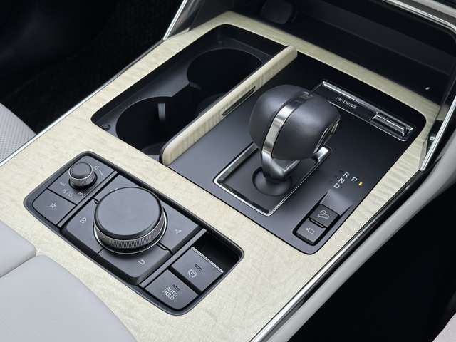 マツダ ＣＸ−６０ ３．３ ＸＤハイブリッド プレミアム モダン ディーゼルターボ ４ＷＤ R4年 (近畿) 99