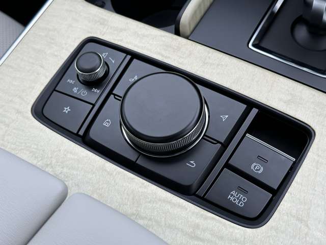 マツダ ＣＸ−６０ ３．３ ＸＤハイブリッド プレミアム モダン ディーゼルターボ ４ＷＤ R4年 (近畿) 99