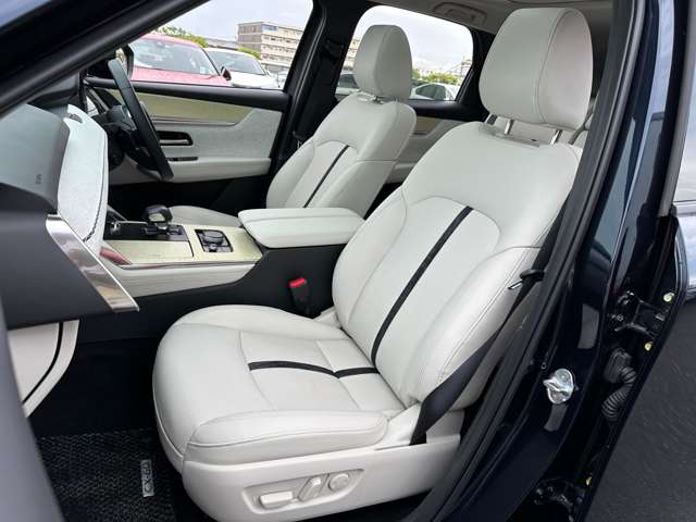 マツダ ＣＸ−６０ ３．３ ＸＤハイブリッド プレミアム モダン ディーゼルターボ ４ＷＤ R4年 (近畿) 99