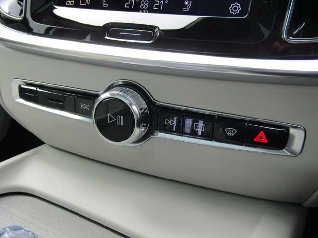 ボルボ Ｓ６０ アルティメット　Ｂ４ R5年 (関東) 99