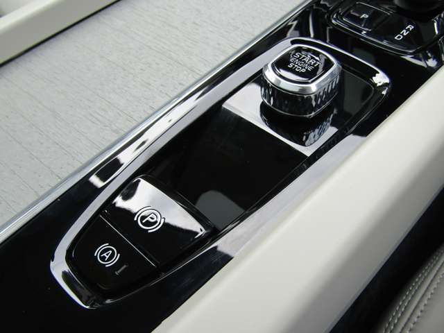 ボルボ Ｓ６０ アルティメット　Ｂ４ R5年 (関東) 99