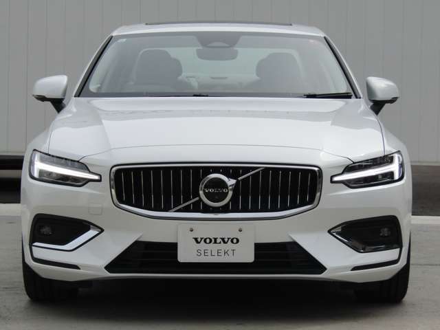 ボルボ Ｓ６０ アルティメット　Ｂ４ R5年 (関東) 99