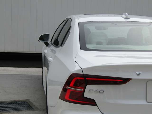 ボルボ Ｓ６０ アルティメット　Ｂ４ R5年 (関東) 99