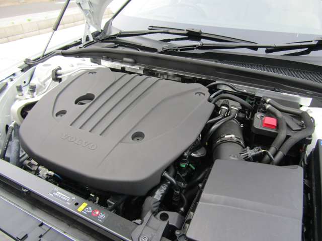 ボルボ Ｓ６０ アルティメット　Ｂ４ R5年 (関東) 99