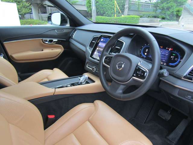 ボルボ ＸＣ９０ リチャージ アルティメット Ｔ８ ＡＷＤ プラグイン ハイブリッド ４ＷＤ R4年 (関東) 99