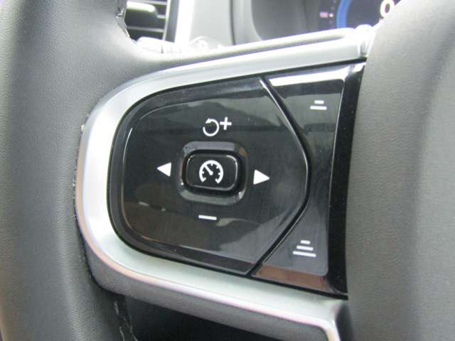 ボルボ ＸＣ９０ リチャージ アルティメット Ｔ８ ＡＷＤ プラグイン ハイブリッド ４ＷＤ R4年 (関東) 99