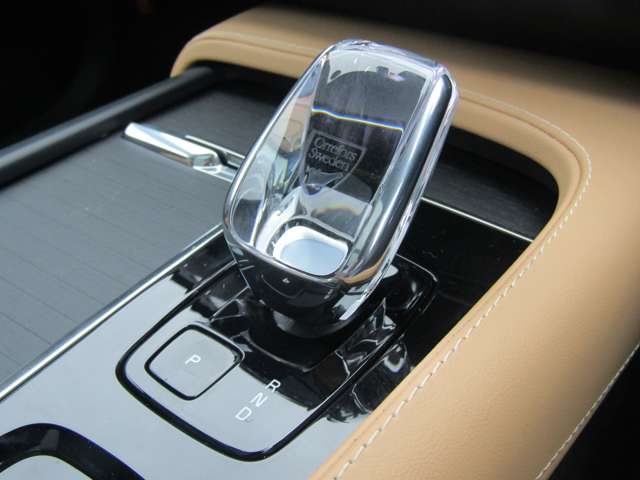 ボルボ ＸＣ９０ リチャージ アルティメット Ｔ８ ＡＷＤ プラグイン ハイブリッド ４ＷＤ R4年 (関東) 99