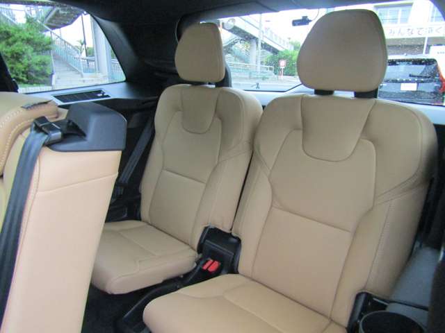 ボルボ ＸＣ９０ リチャージ アルティメット Ｔ８ ＡＷＤ プラグイン ハイブリッド ４ＷＤ R4年 (関東) 99