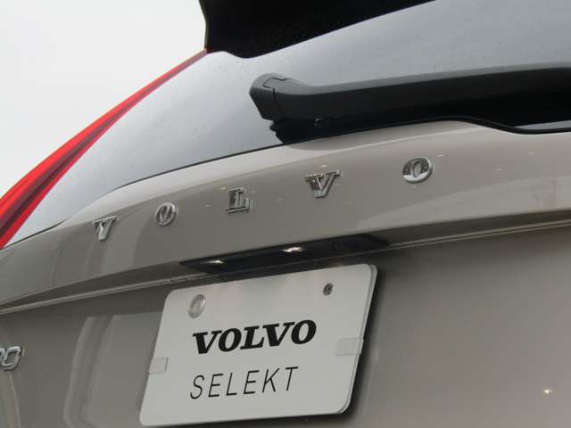 ボルボ ＸＣ９０ リチャージ アルティメット Ｔ８ ＡＷＤ プラグイン ハイブリッド ４ＷＤ R4年 (関東) 99