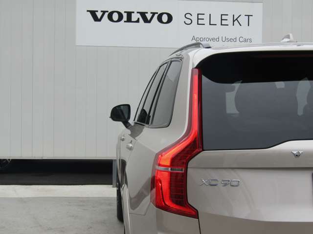 ボルボ ＸＣ９０ リチャージ アルティメット Ｔ８ ＡＷＤ プラグイン ハイブリッド ４ＷＤ R4年 (関東) 99