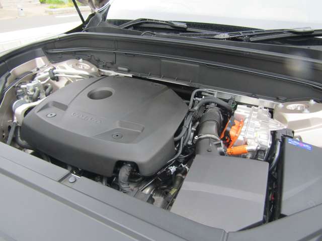 ボルボ ＸＣ９０ リチャージ アルティメット Ｔ８ ＡＷＤ プラグイン ハイブリッド ４ＷＤ R4年 (関東) 99