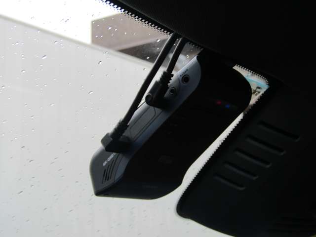 ボルボ ＸＣ９０ リチャージ アルティメット Ｔ８ ＡＷＤ プラグイン ハイブリッド ４ＷＤ R4年 (関東) 99