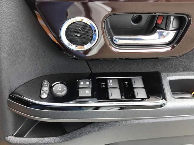 ホンダ Ｎ　ＢＯＸ カスタム ６６０ Ｌ コーディネートスタイル R5年 (近畿) 99