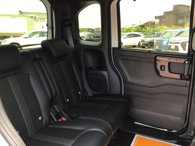 ホンダ Ｎ　ＢＯＸ カスタム ６６０ Ｌ コーディネートスタイル R5年 (近畿) 99