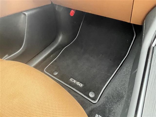 マツダ ＣＸ−６０ ３．３ ＸＤハイブリッド プレミアム スポーツ ディーゼルターボ ４ＷＤ R4年 (東海) 99