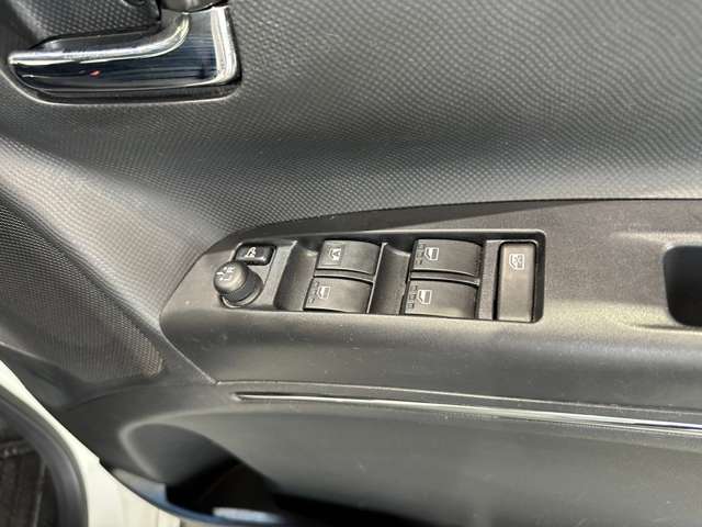 ダイハツ タント　エグゼ ６６０ カスタムＧ H25年 (近畿) 99