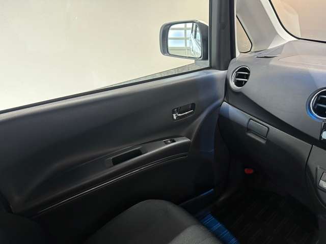 ダイハツ タント　エグゼ ６６０ カスタムＧ H25年 (近畿) 99