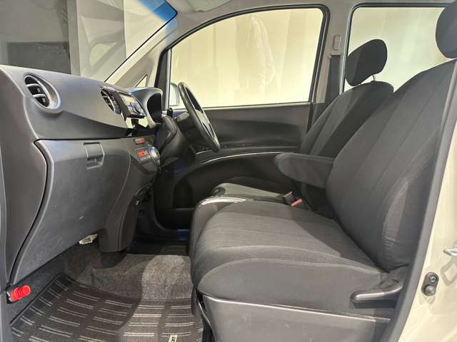 ダイハツ タント　エグゼ ６６０ カスタムＧ H25年 (近畿) 99