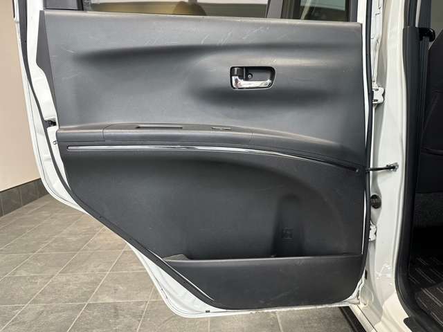 ダイハツ タント　エグゼ ６６０ カスタムＧ H25年 (近畿) 99