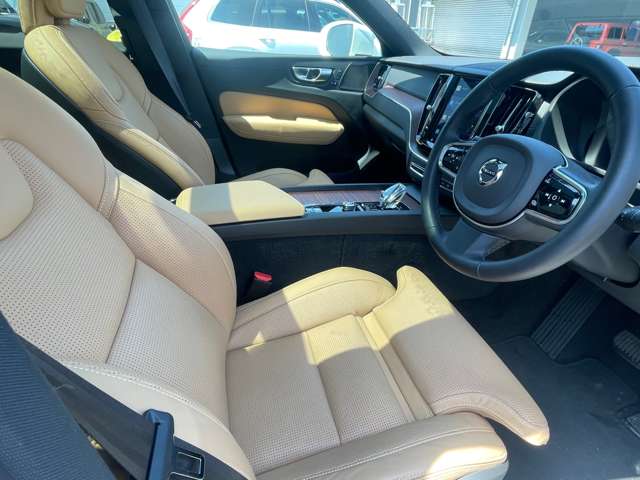 ボルボ ＸＣ６０ アルティメット Ｂ５ ＡＷＤ ４ＷＤ R5年 (東北) 99