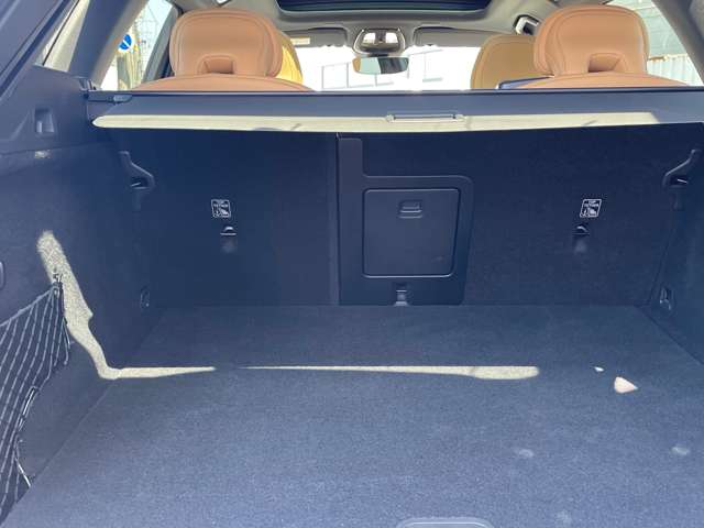 ボルボ ＸＣ６０ アルティメット Ｂ５ ＡＷＤ ４ＷＤ R5年 (東北) 99