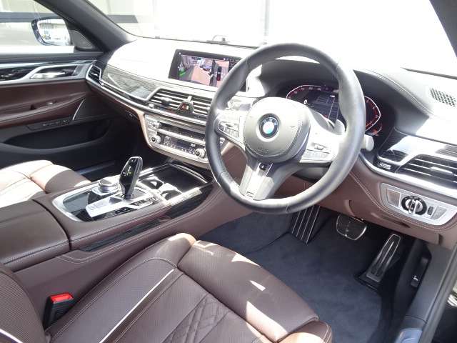 ＢＭＷ ７シリーズ ７５０ＬＩ Ｘドライブ Ｍスポーツ ４ＷＤ R2年 (近畿) 99