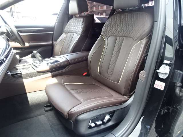 ＢＭＷ ７シリーズ ７５０ＬＩ Ｘドライブ Ｍスポーツ ４ＷＤ R2年 (近畿) 99