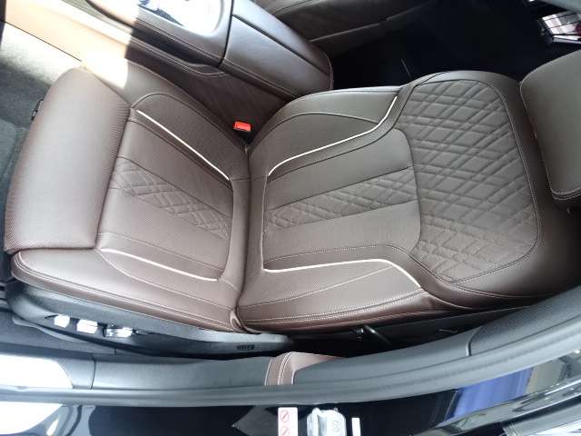 ＢＭＷ ７シリーズ ７５０ＬＩ Ｘドライブ Ｍスポーツ ４ＷＤ R2年 (近畿) 99