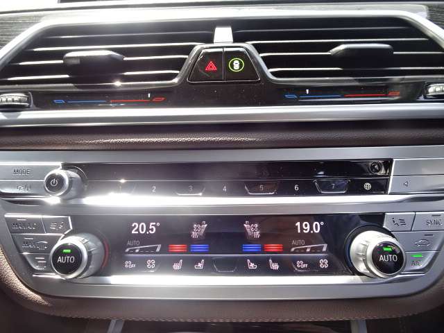 ＢＭＷ ７シリーズ ７５０ＬＩ Ｘドライブ Ｍスポーツ ４ＷＤ R2年 (近畿) 99