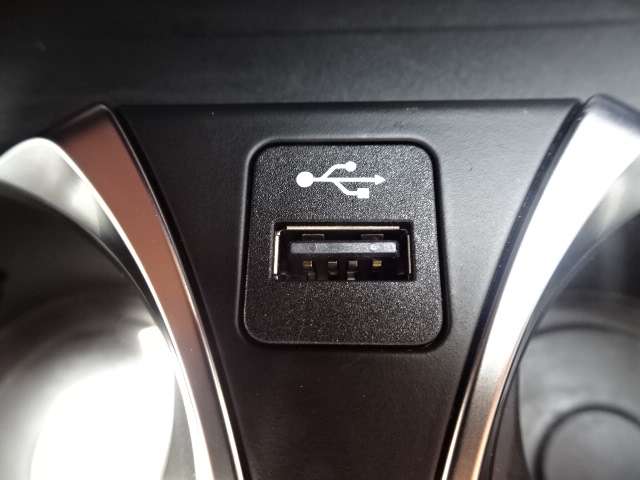 ＢＭＷ ７シリーズ ７５０ＬＩ Ｘドライブ Ｍスポーツ ４ＷＤ R2年 (近畿) 99