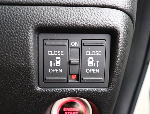 ホンダ Ｎ　ＢＯＸ カスタム ６６０ Ｇ ＥＸ ターボ ホンダセンシング H29年 (関東) 99