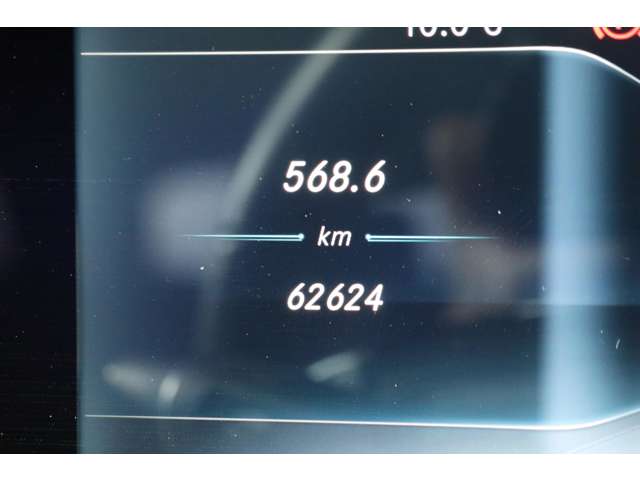 メルセデスベンツ Ｅクラスワゴン Ｅ２２０Ｄ アバンギャルド スポーツ（本革仕様） ディーゼルターボ H29年 (近畿) 99