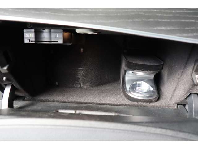 メルセデスベンツ Ｅクラスワゴン Ｅ２２０Ｄ アバンギャルド スポーツ（本革仕様） ディーゼルターボ H29年 (近畿) 99