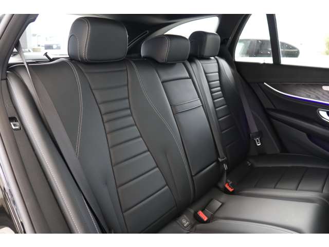 メルセデスベンツ Ｅクラスワゴン Ｅ２２０Ｄ アバンギャルド スポーツ（本革仕様） ディーゼルターボ H29年 (近畿) 99