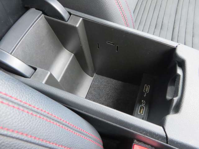 メルセデスベンツ Ｂクラス Ｂ２５０ ４マティック スポーツ ４ＷＤ H29年 (東北) 99