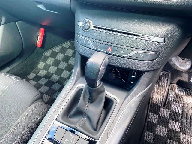 プジョー ３０８ＳＷ アリュール H28年 (東北) 99