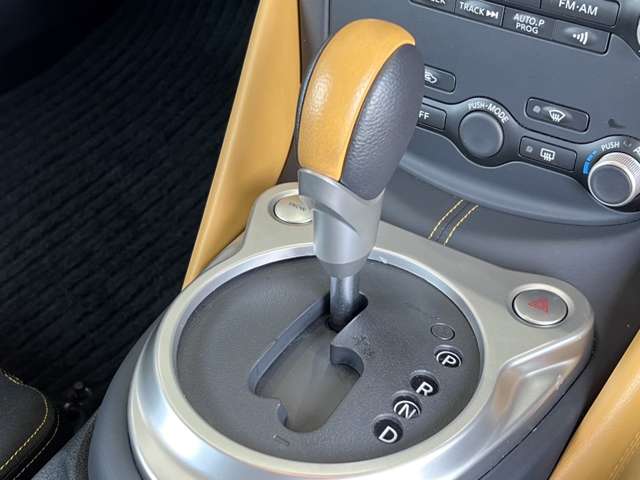 日産 フェアレディＺ ３．７ ヘリテージエディション H30年 (関東) 99