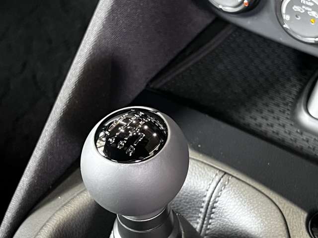 日産 フェアレディＺ ３．０ バージョン Ｓ R5年 (関東) 99