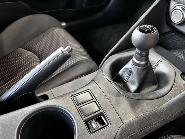 日産 フェアレディＺ ３．０ バージョン Ｓ R5年 (関東) 99