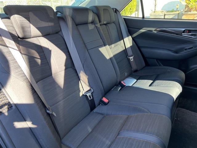 トヨタ クラウン　ハイブリッド ハイブリッド ２．５ Ｓ H26年 (関東) 99