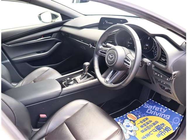 マツダ ＭＡＺＤＡ３　ファストバック １．８ ＸＤ Ｌパッケージ ディーゼルターボ R3年 (関東) 99
