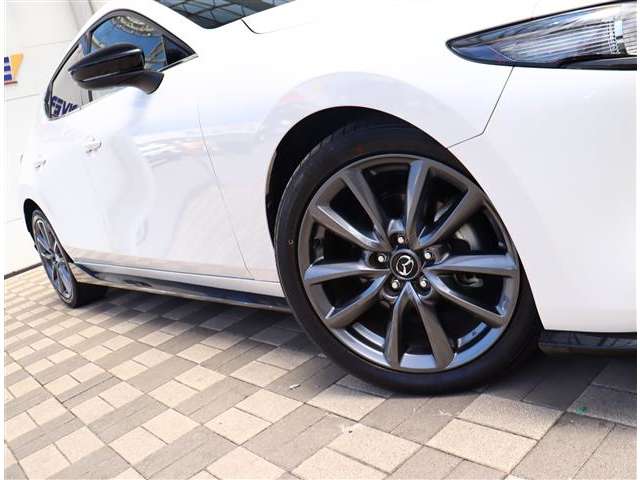 マツダ ＭＡＺＤＡ３　ファストバック １．８ ＸＤ Ｌパッケージ ディーゼルターボ R3年 (関東) 99