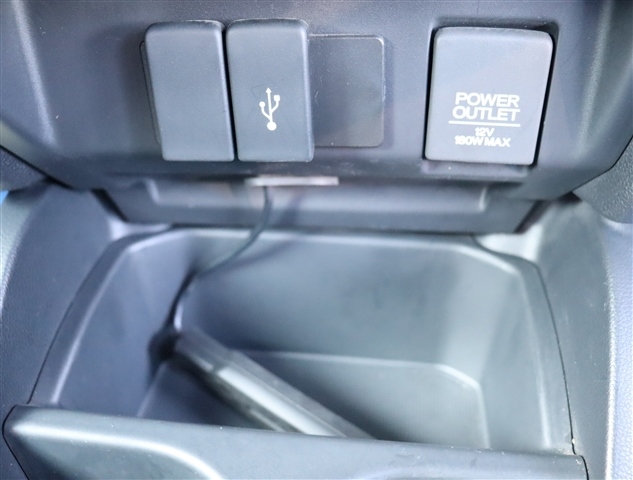 ホンダ フィット　ハイブリッド １．５ ハイブリッド Ｆ H29年 (関東) 99