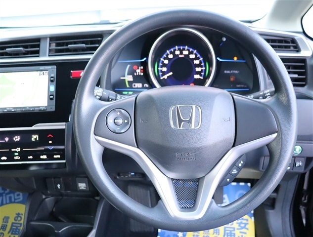 ホンダ フィット　ハイブリッド １．５ ハイブリッド Ｆ H29年 (関東) 99