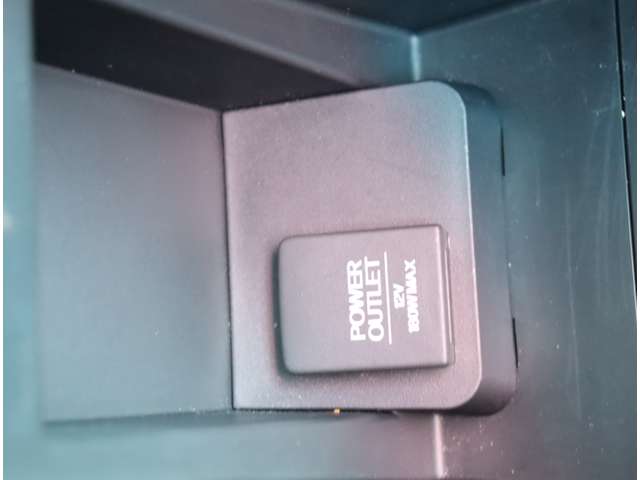 ホンダ フィット　ハイブリッド １．５ ハイブリッド Ｆ H29年 (関東) 99