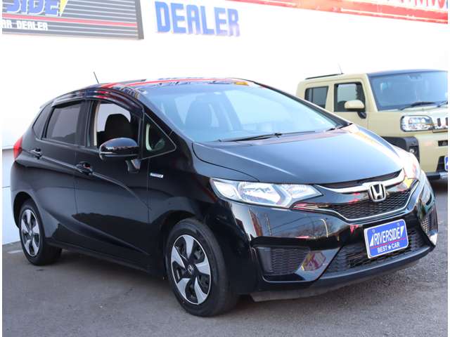 ホンダ フィット　ハイブリッド １．５ ハイブリッド Ｆ H29年 (関東) 99