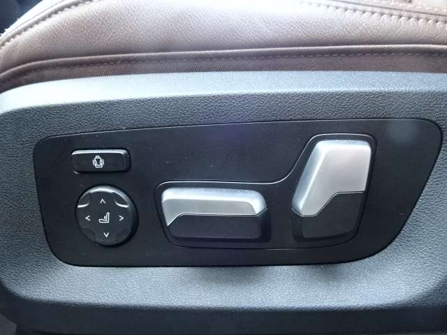 ＢＭＷ Ｘ５ Ｘドライブ ３５Ｄ Ｍスポーツ ４ＷＤ R3年 (近畿) 99