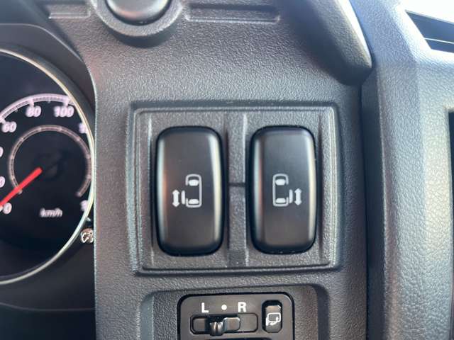 三菱 デリカ　Ｄ：５ ２．２ アクティブギア ディーゼルターボ ４ＷＤ H30年 (北海道) 99