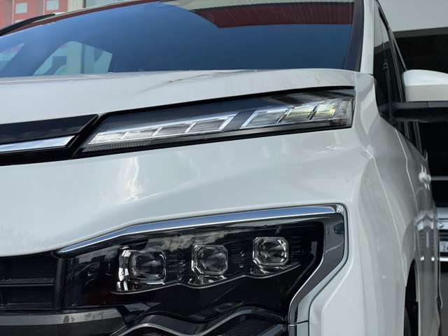 トヨタ ヴォクシー ２．０ Ｓ－Ｚ R6年 (近畿) 99