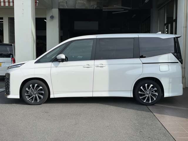 トヨタ ヴォクシー ２．０ Ｓ－Ｚ R6年 (近畿) 99